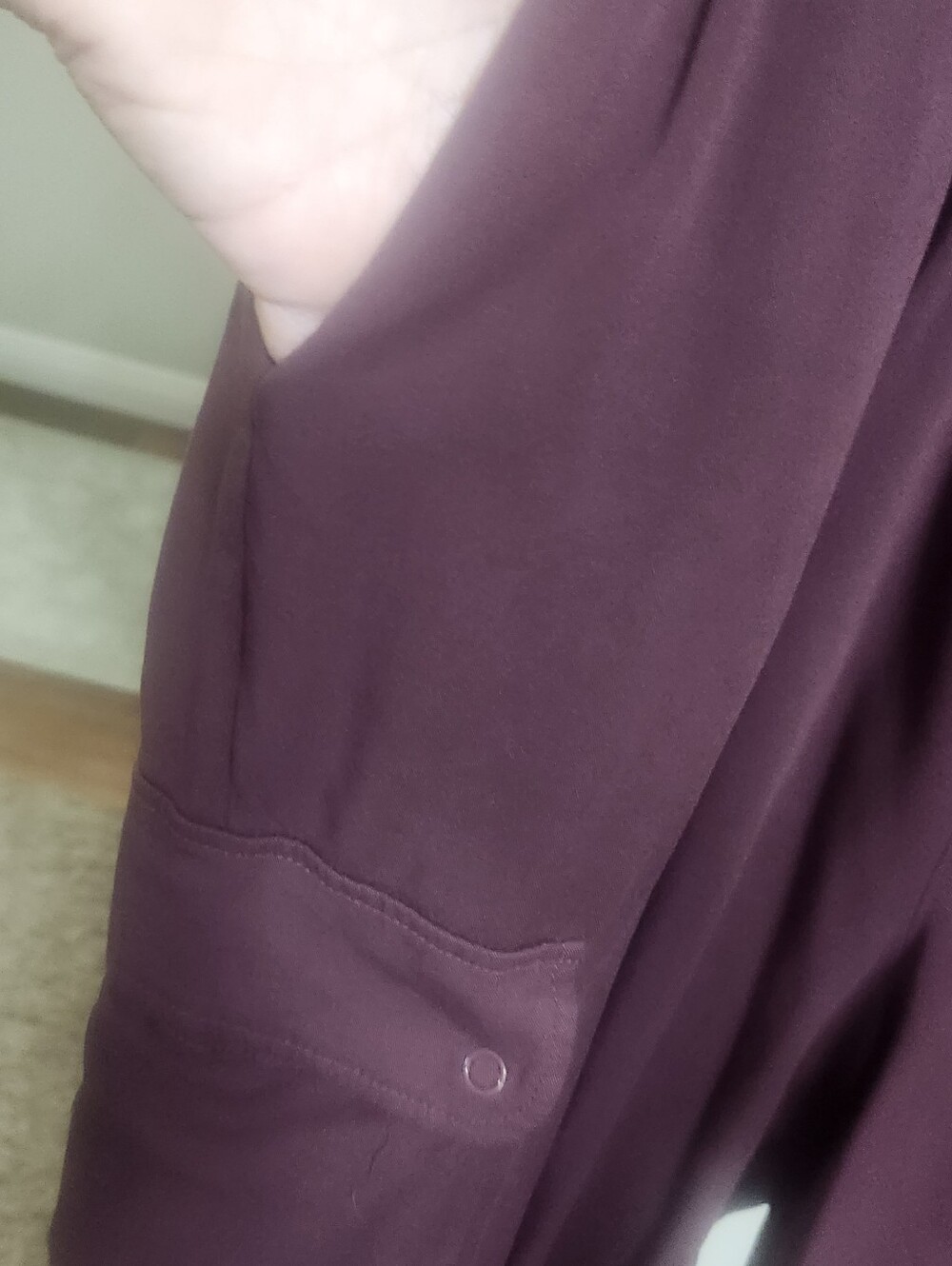 Torrid Burgundy Challis Wide Leg Cargo Pants Size 1 Short - Picture 6 of 9